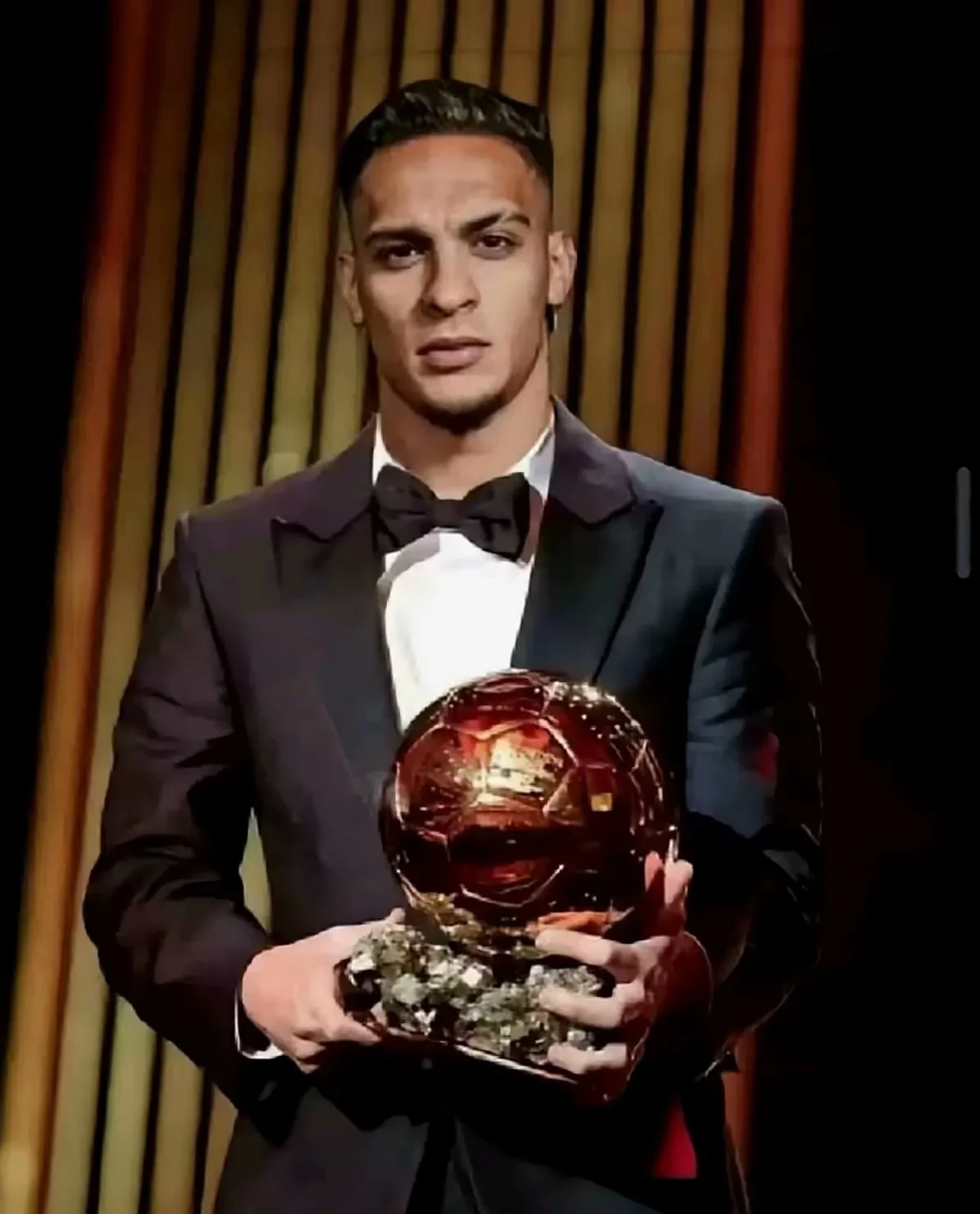 开云体育平台APP-赛场封神！超级球员的光芒横空出世！的简单介绍