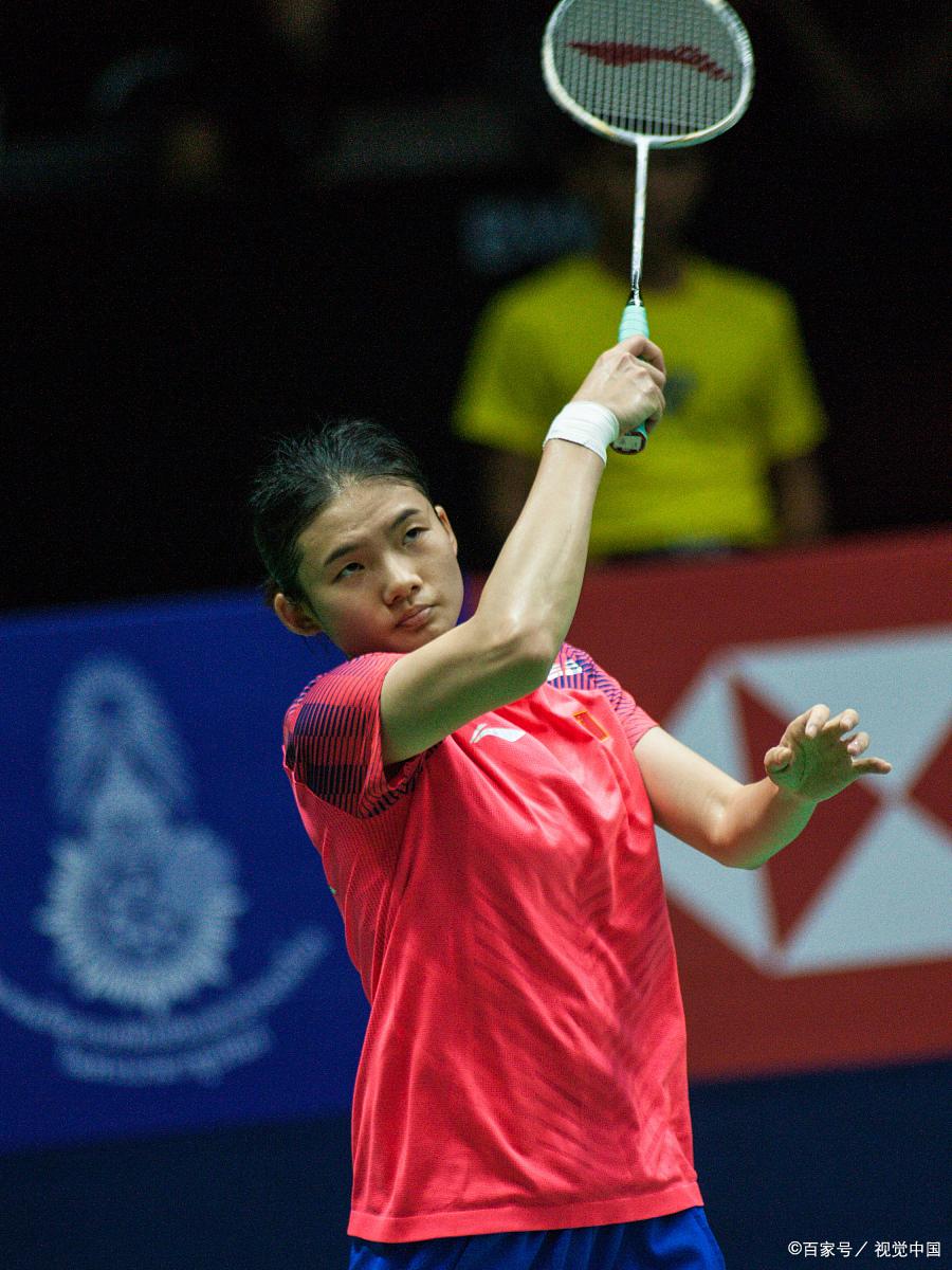 韩国球员表现抢眼,成功晋级足球赛事半决赛 韩国球员表现抢眼,成功晋级足球赛事半决赛