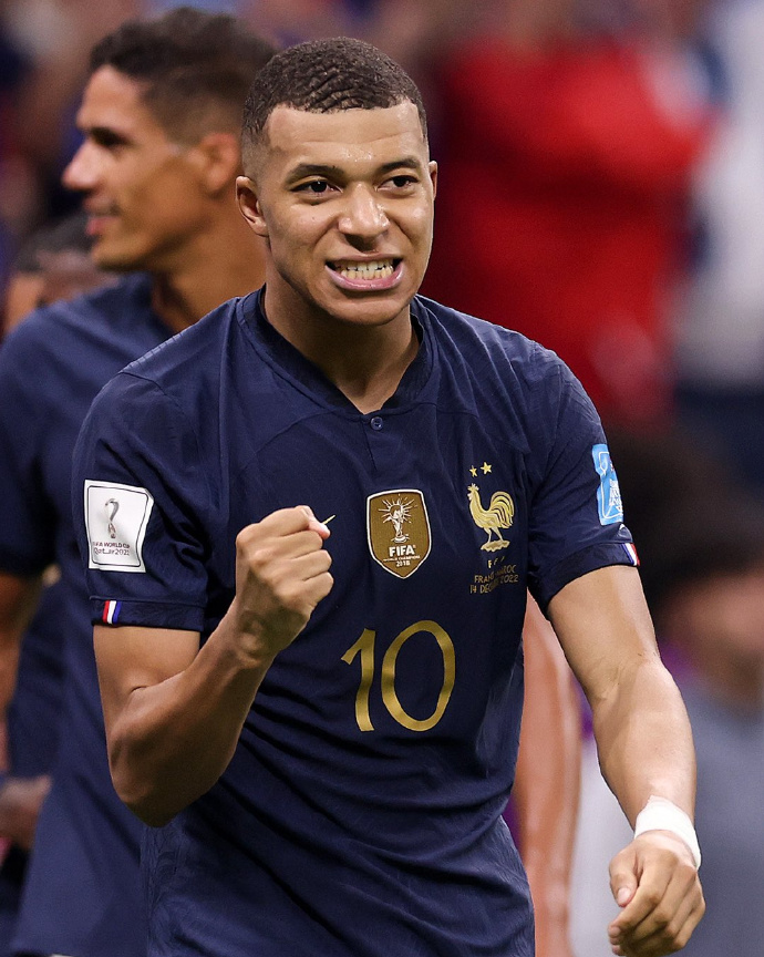 开云体育在线-波兰队险胜葡萄牙队,林高远惊艳四座