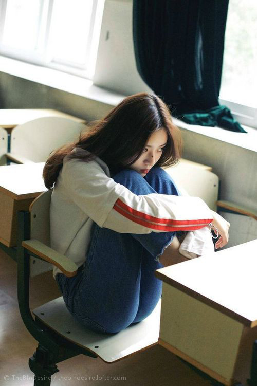 开云体育登录-暴雨中的渔网，德里赫特如何用一场拉齐奥式爆发，绞杀了丹麦童话