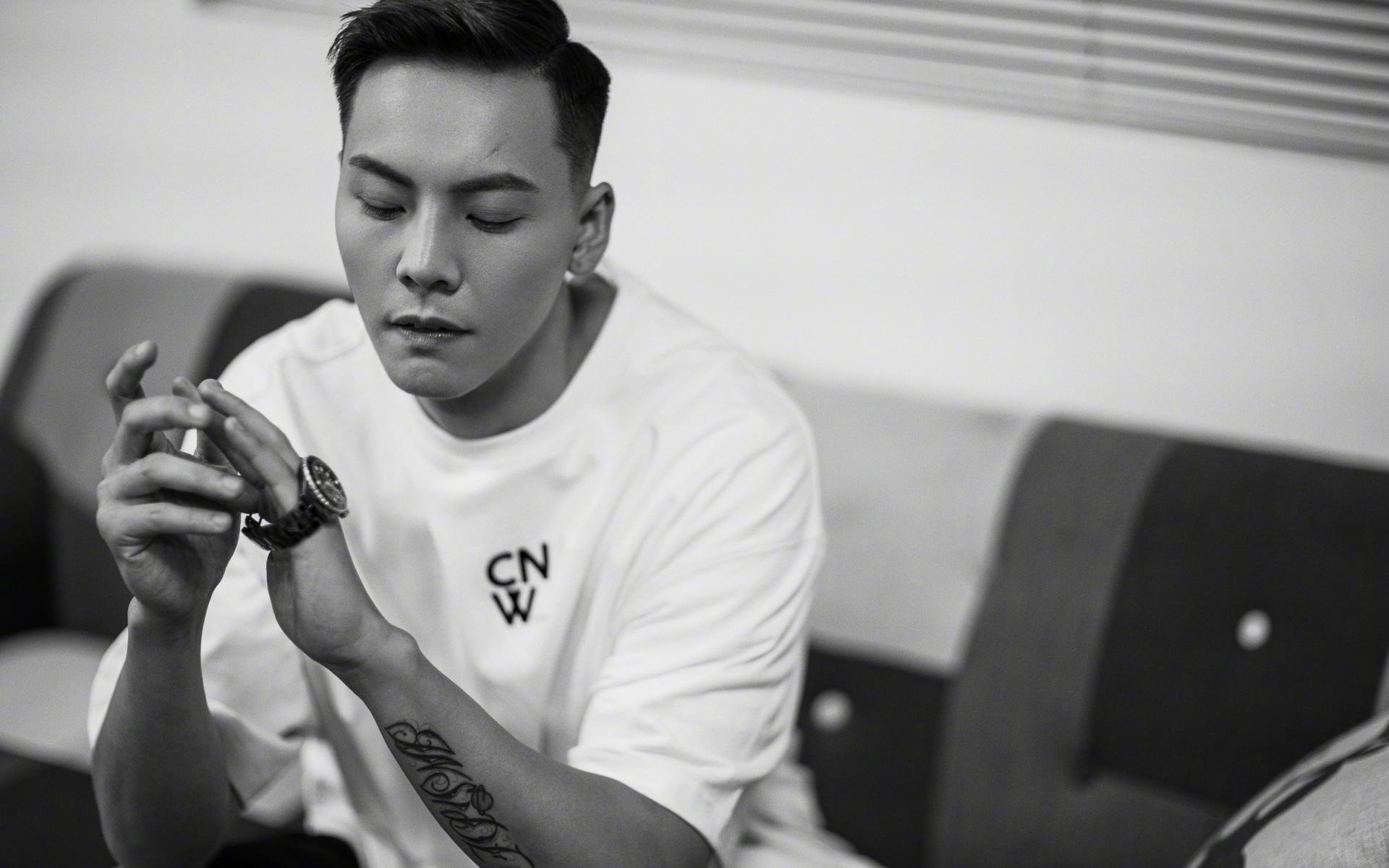 开云体育平台APP-从加勒比风暴到马赛城墙，罗德里如何用智慧封印牙买加的速度狂飙