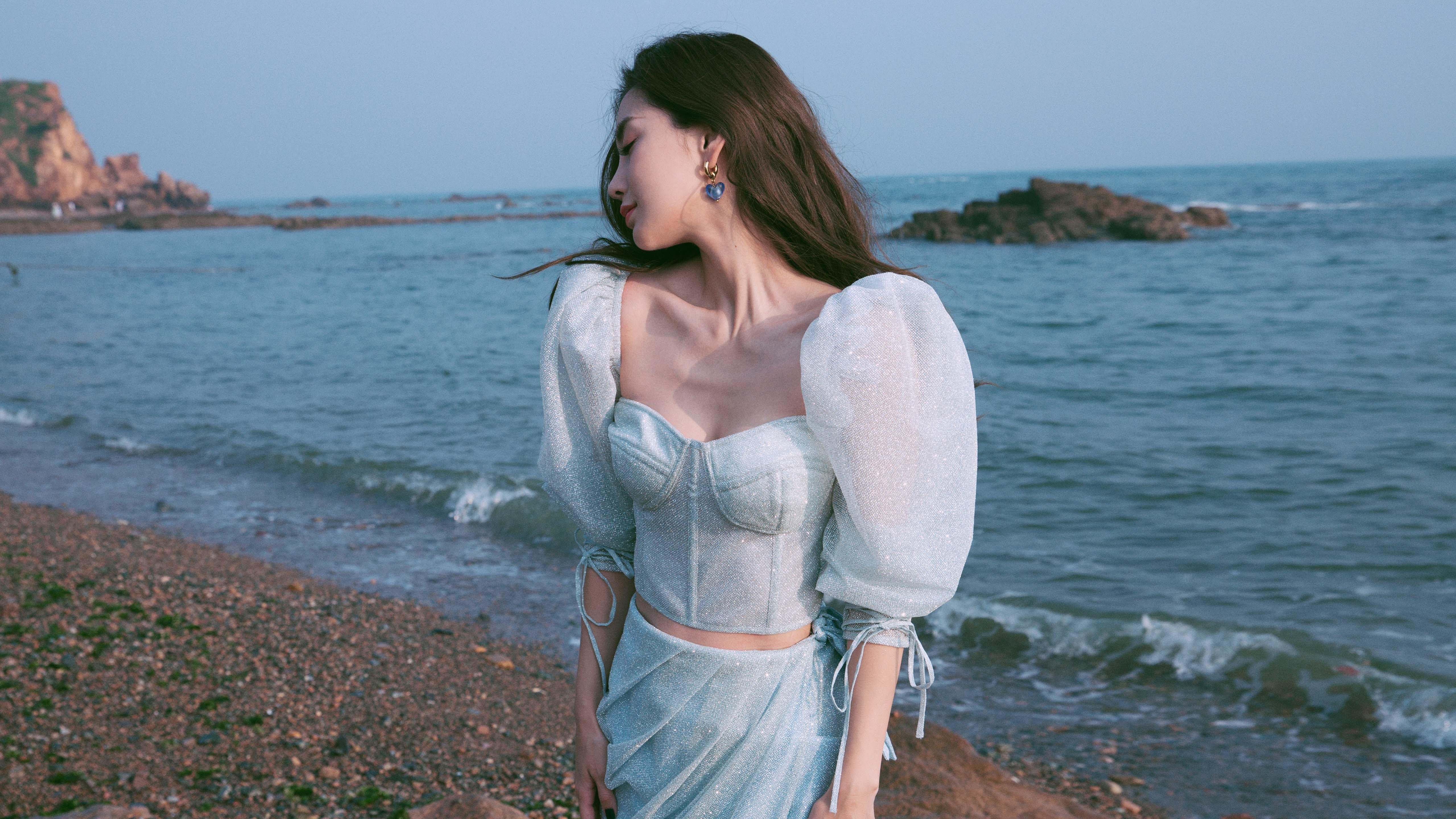 开云下载-体育史上的唯一一夜,鹈鹕封锁芝加哥,小贾伦征服伯纳乌