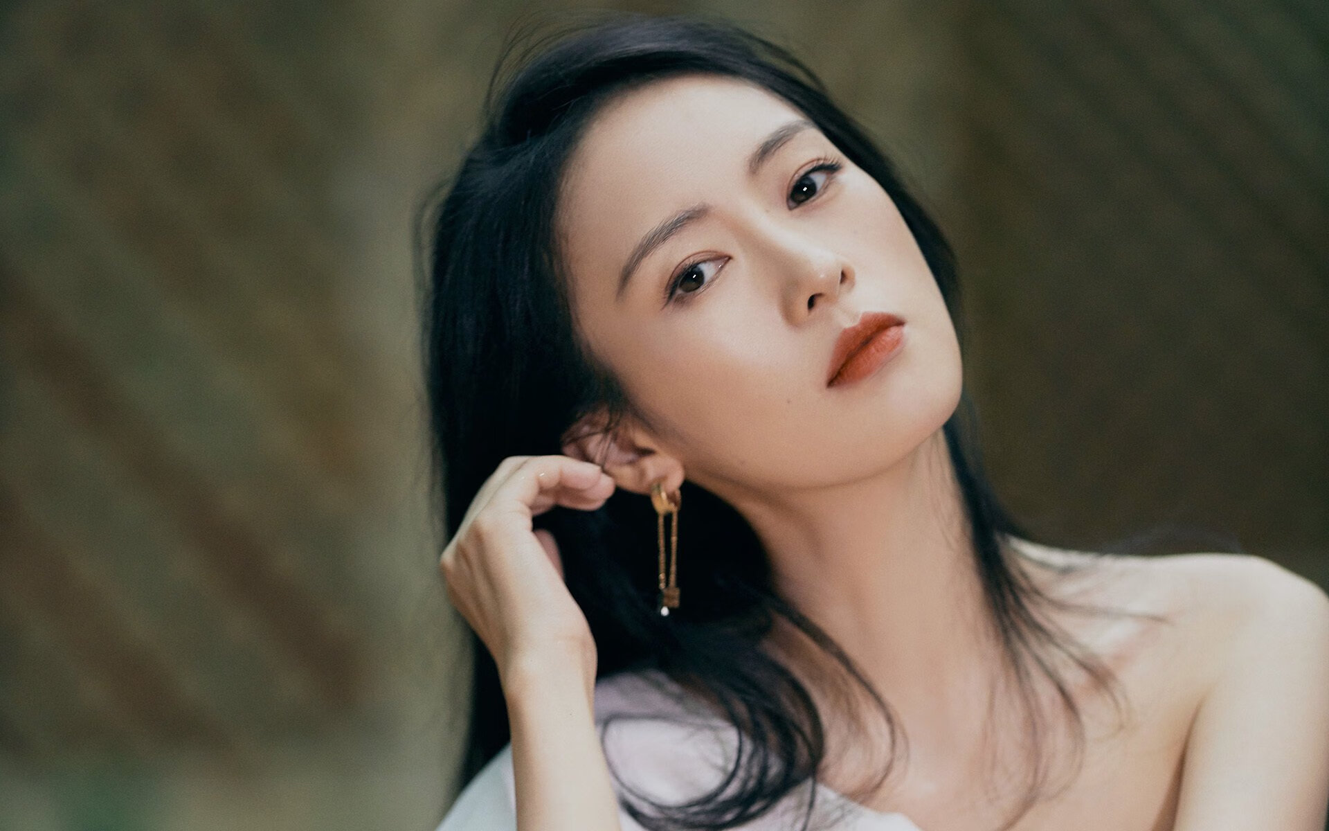 开云下载-昔日蓝月核心手刃旧主，安哥拉奇迹夜击沉银河战舰